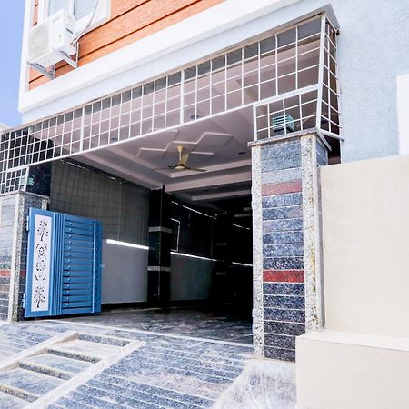 Super Hotel O Adibatla Near Tcs Ibrahimpatan Bagian luar foto