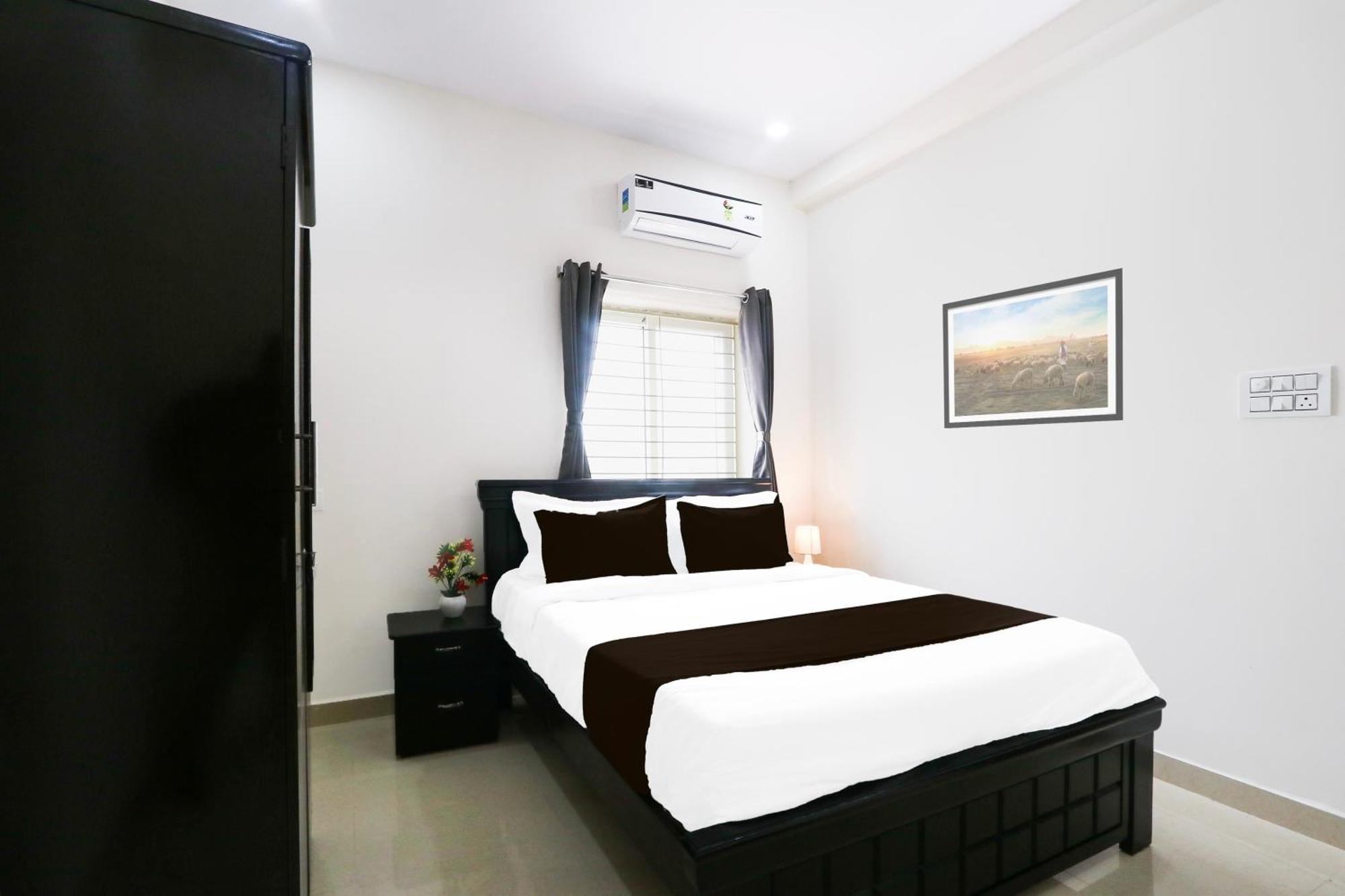Super Hotel O Adibatla Near Tcs Ibrahimpatan Bagian luar foto