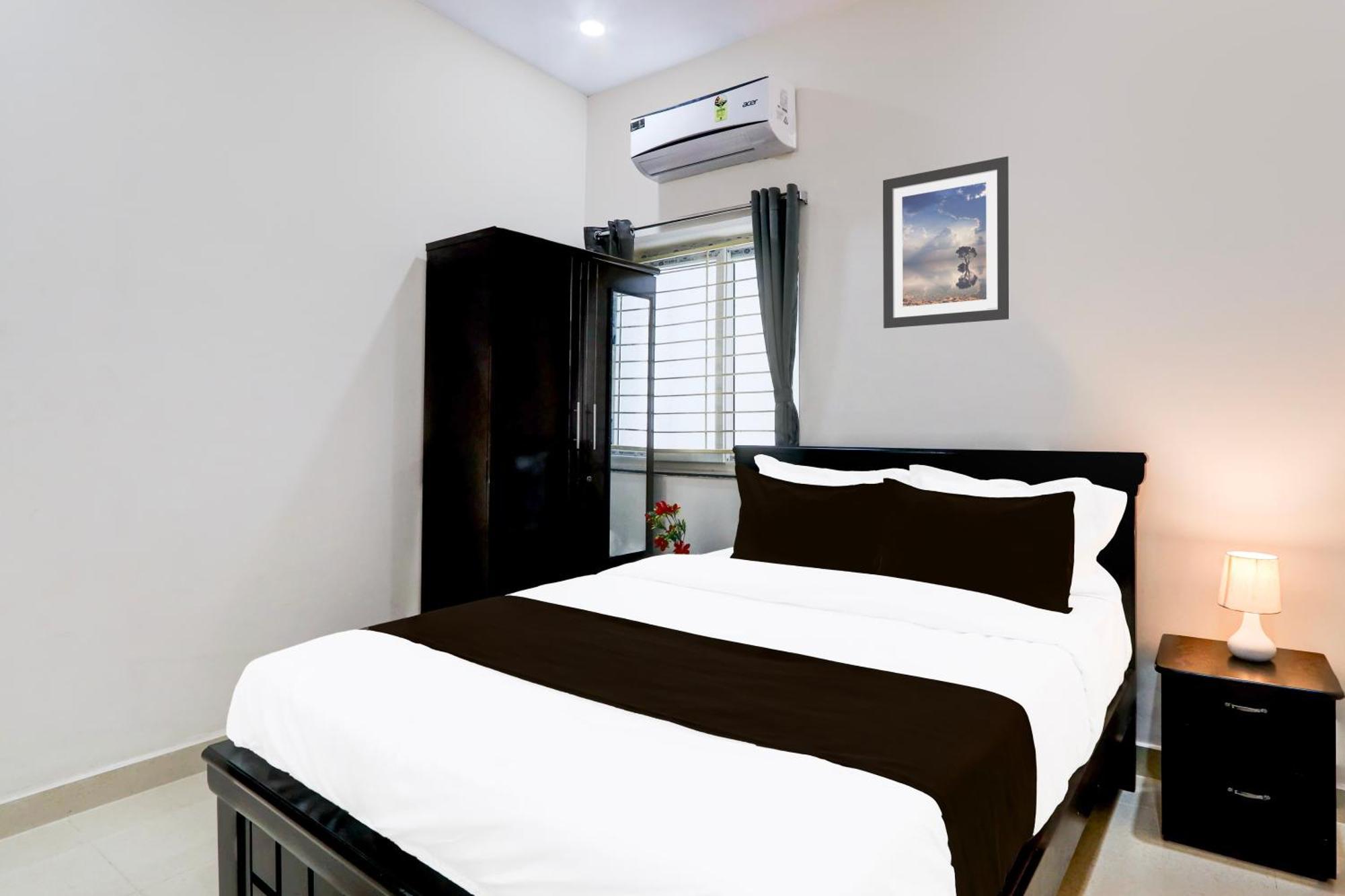 Super Hotel O Adibatla Near Tcs Ibrahimpatan Bagian luar foto